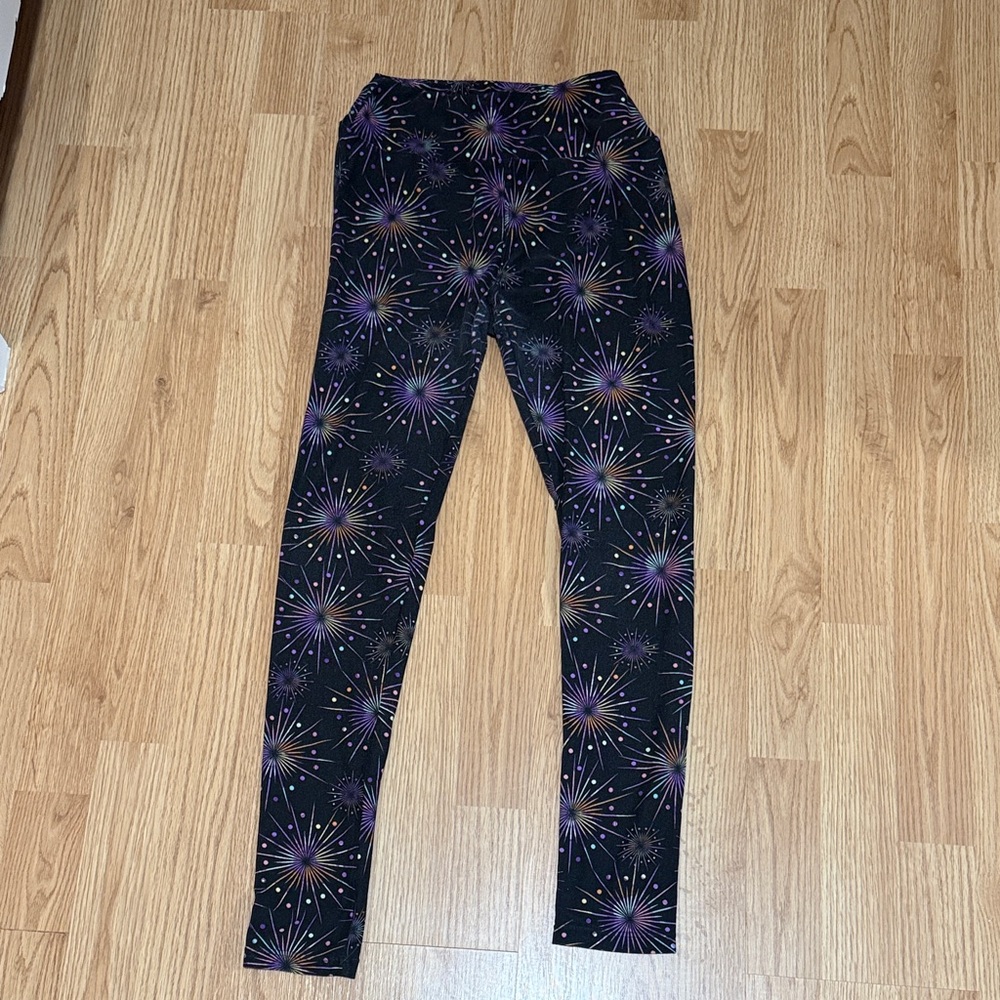 LuLaRoe Women's Leggings with Purple and Black Starburst - Picture 3 of 3